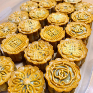 Red Bean Mooncake